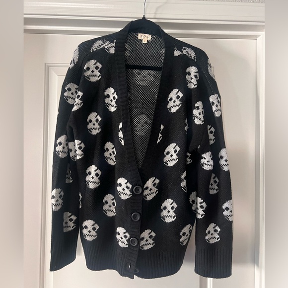 POL Black and White Skull Cardigan - Picture 1 of 2